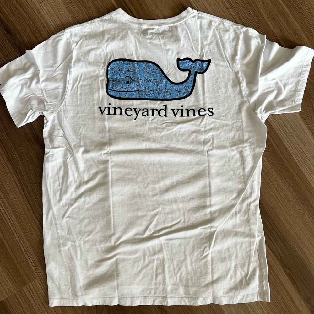 Vineyard Vines Tee